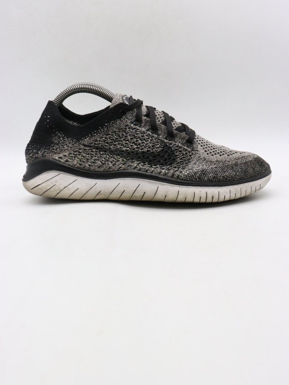 Nike Free RN Women's Size 10 Flyknit White Black Oreo Running Athletic Sneakers